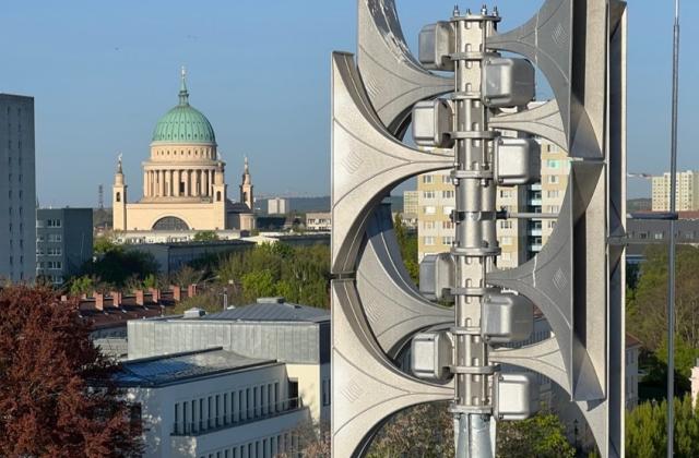 Elektronische Sirene mit Hintergrund Potsdam
